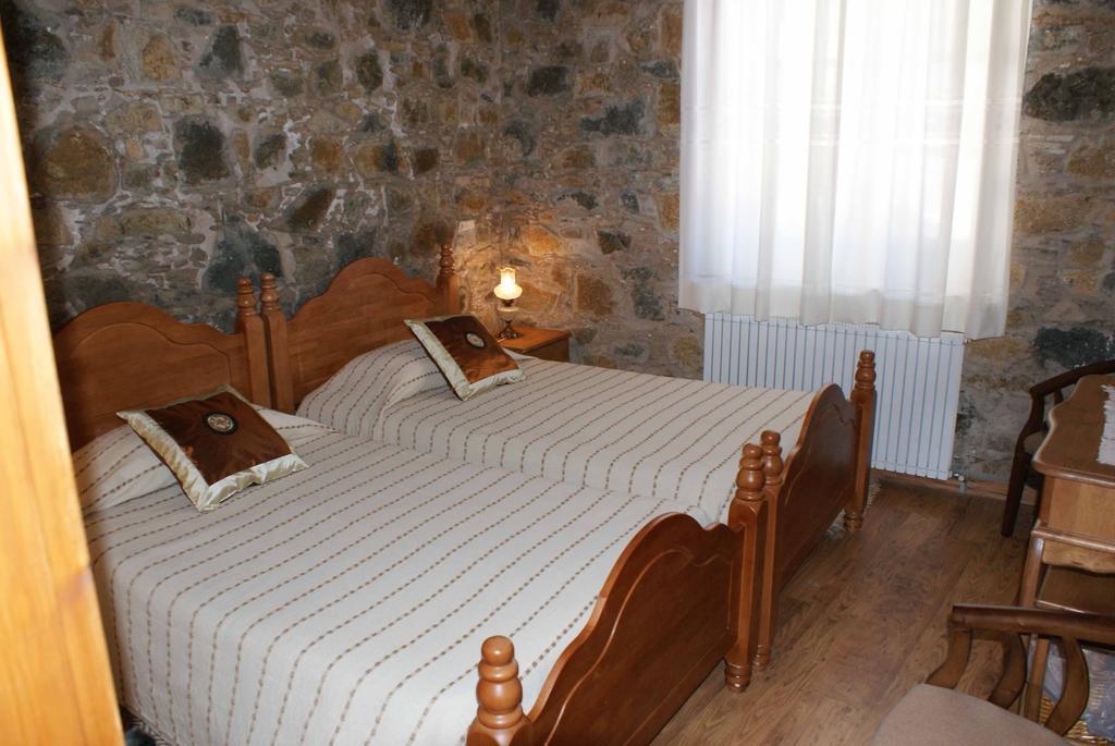 Atratsa Mountain Suites Καλοπαναγιώτης Δωμάτιο φωτογραφία